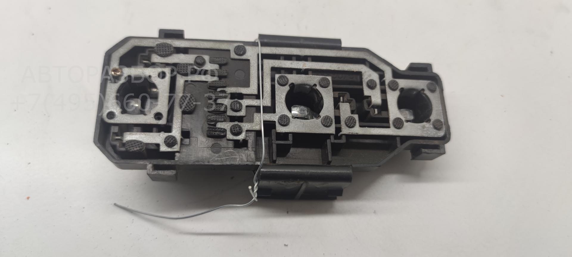 Плата заднего фонаря левого