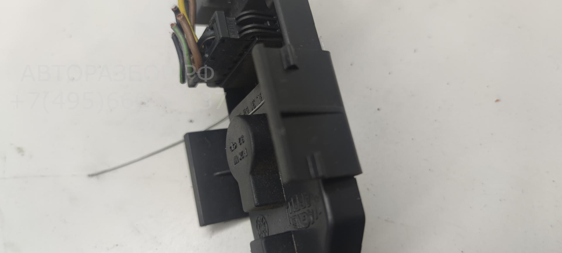 Плата заднего фонаря правого