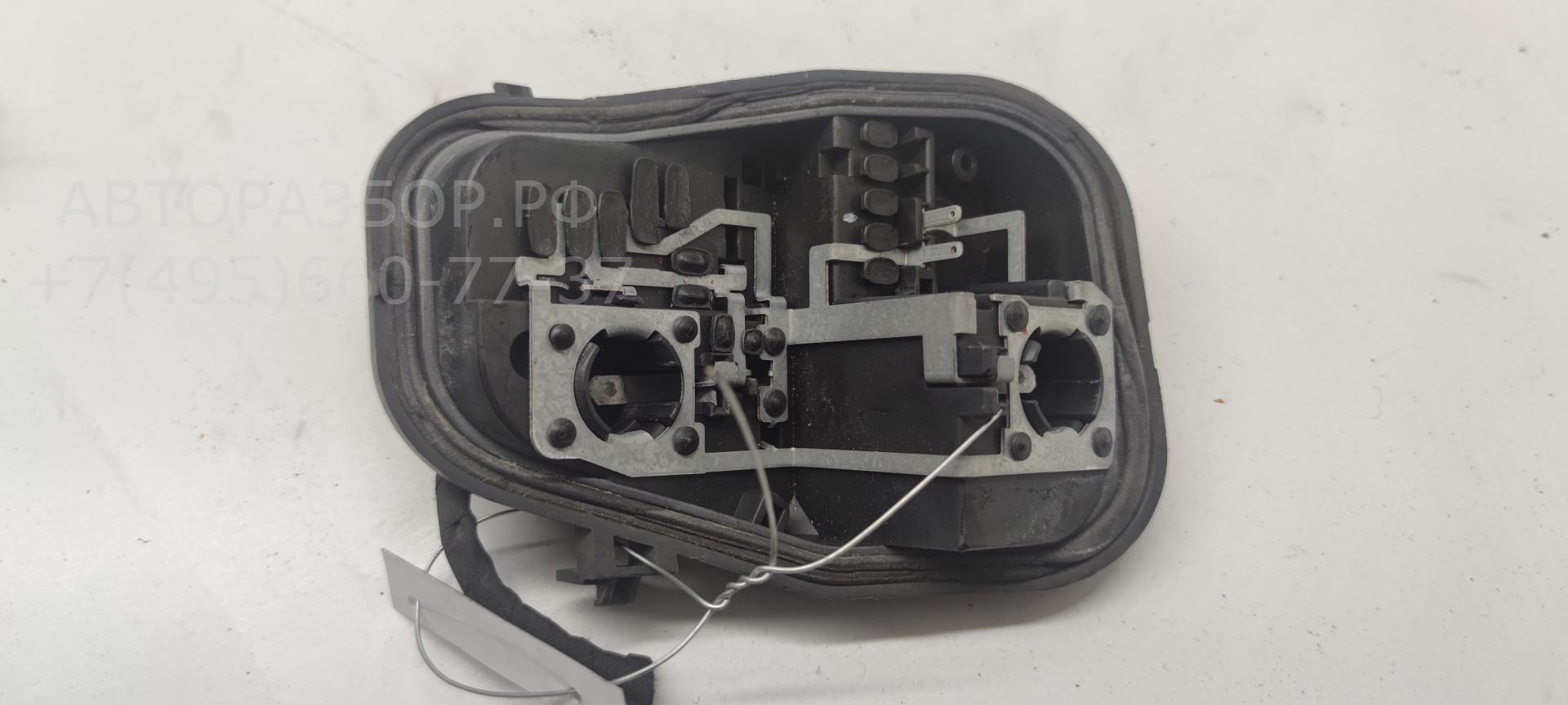 Плата заднего фонаря правого