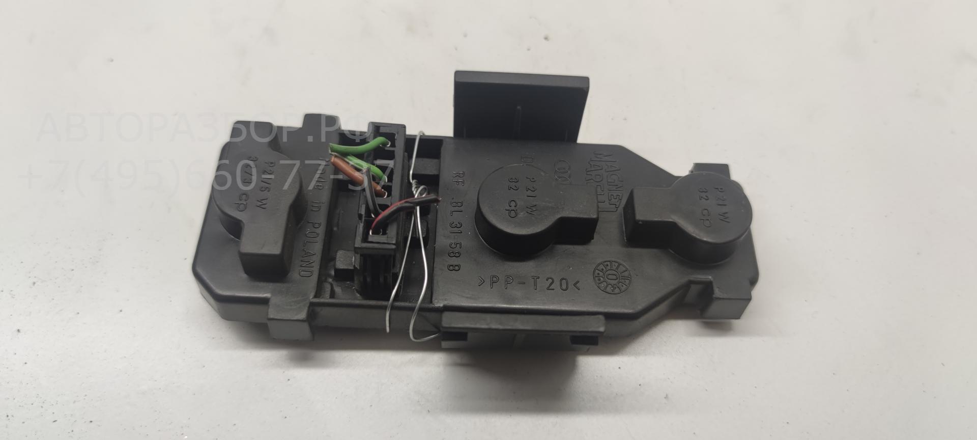 Плата заднего фонаря левого