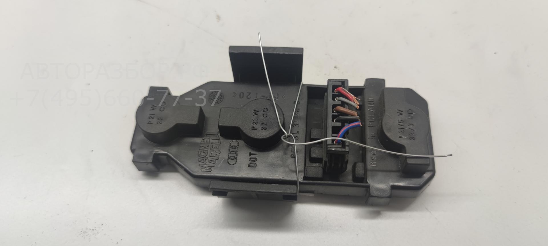 Плата заднего фонаря левого