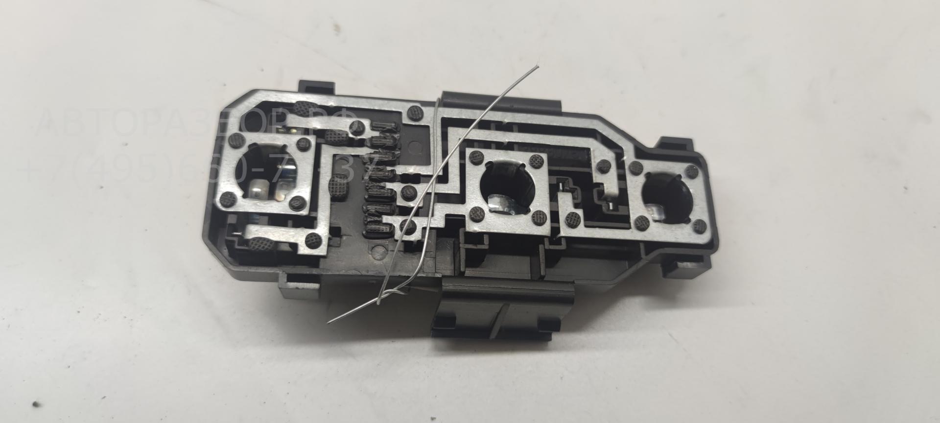 Плата заднего фонаря левого