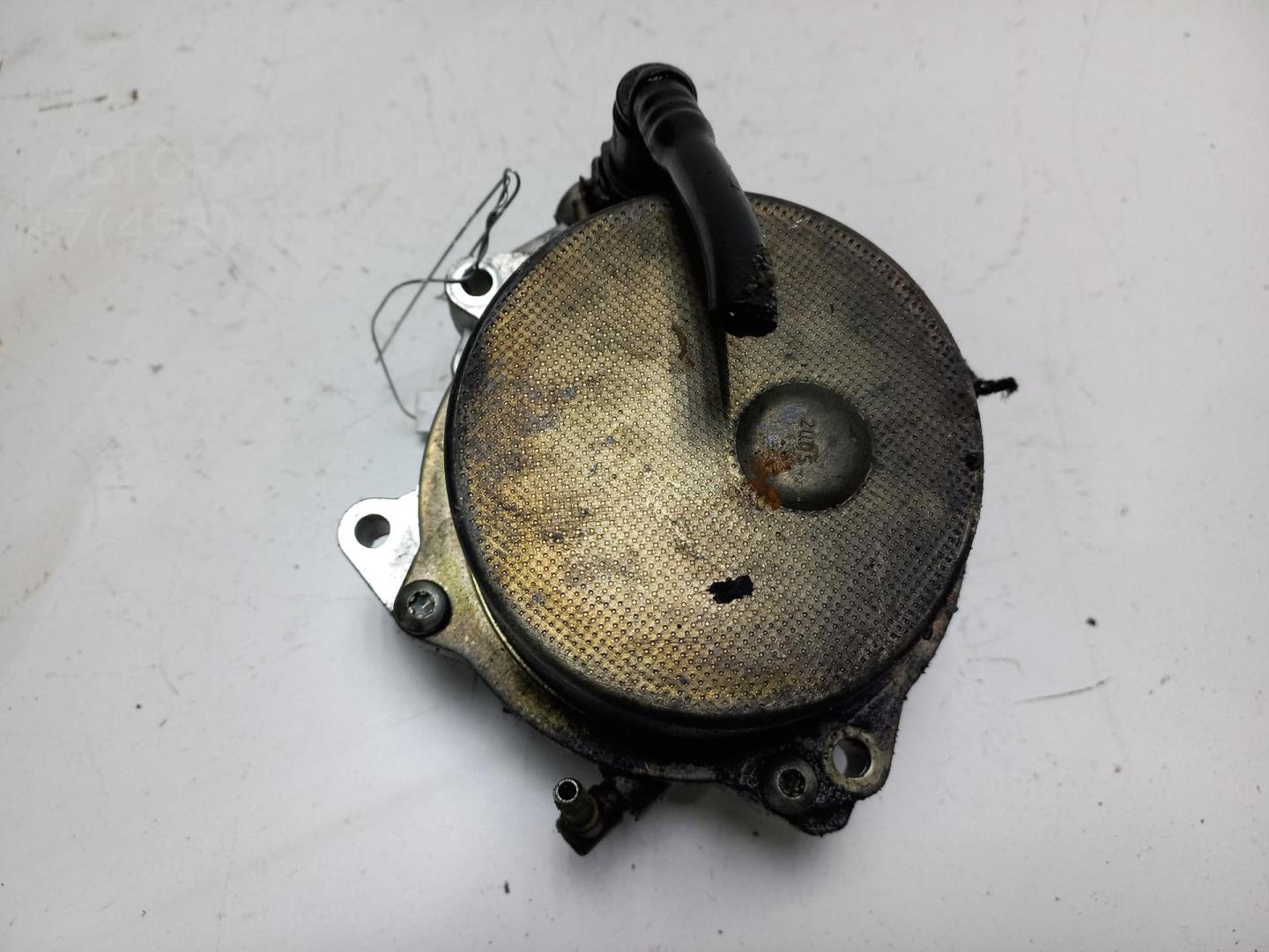 Насос вакуумный