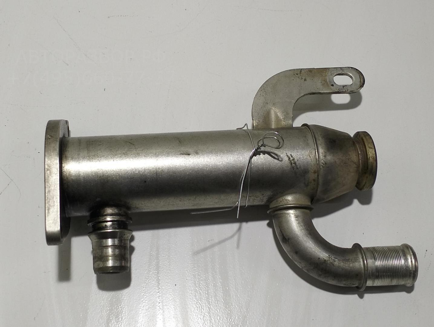 Тройник вентиляции картерных газов