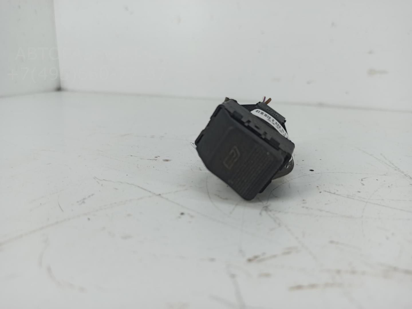 Кнопка стеклоподъемника