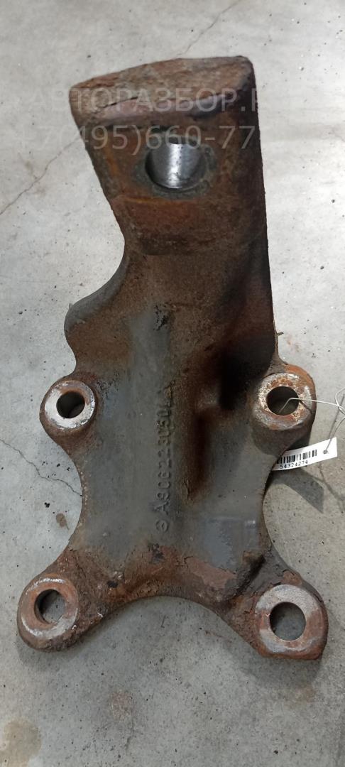 Кронштейн двигателя правый