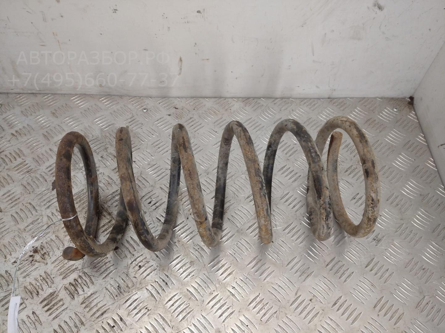 Пружина передняя