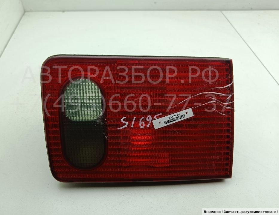 Фонарь задний внутренний левый