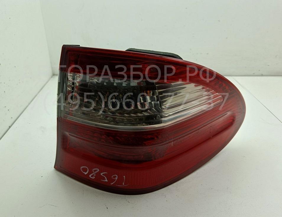 Фонарь задний правый