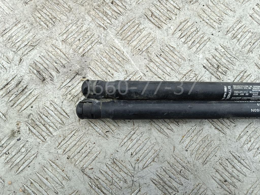 Амортизатор капота