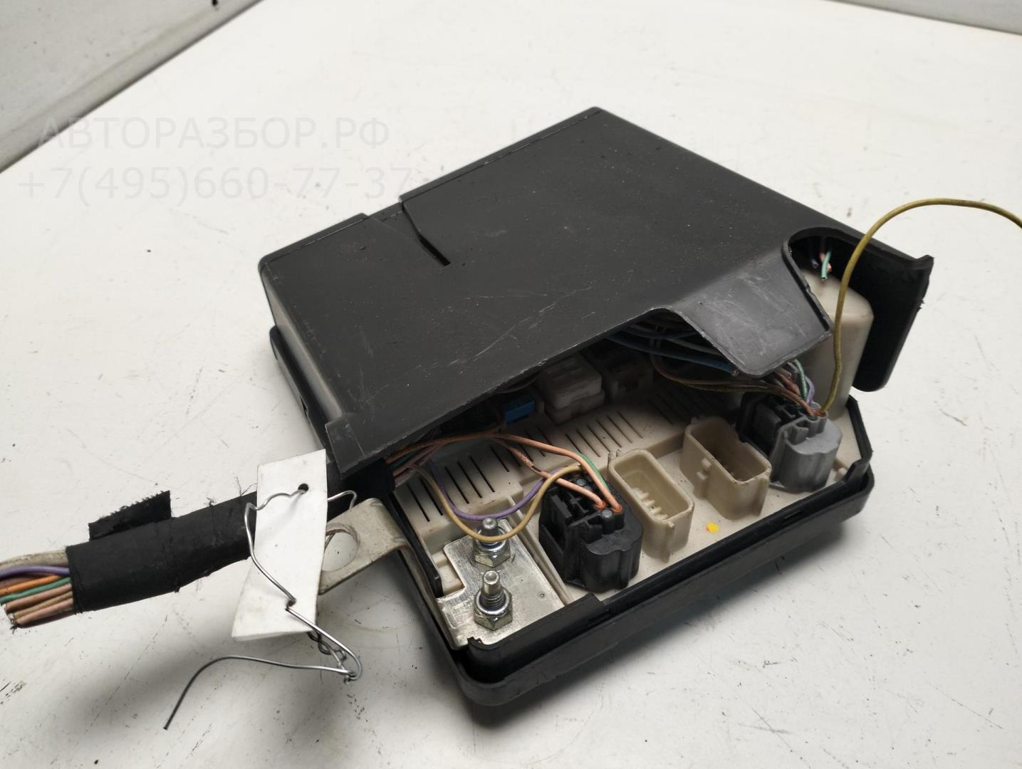 Блок предохранителей