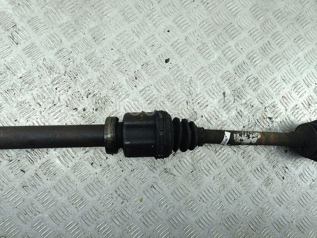 Полуось передняя правая