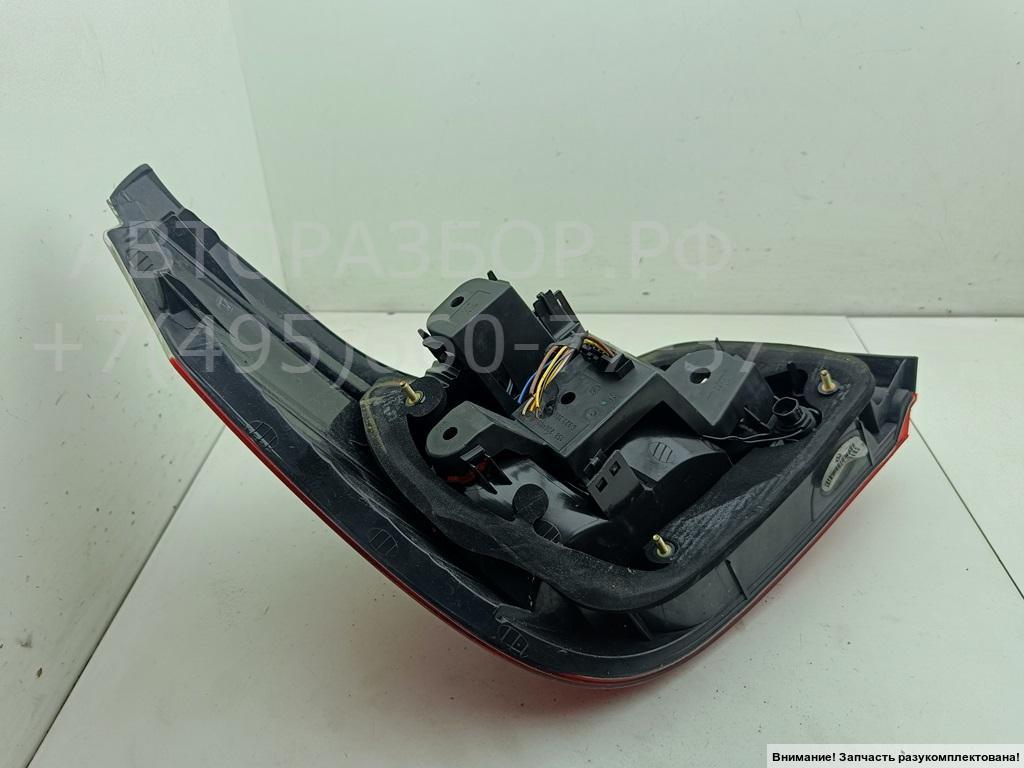 Фонарь задний правый