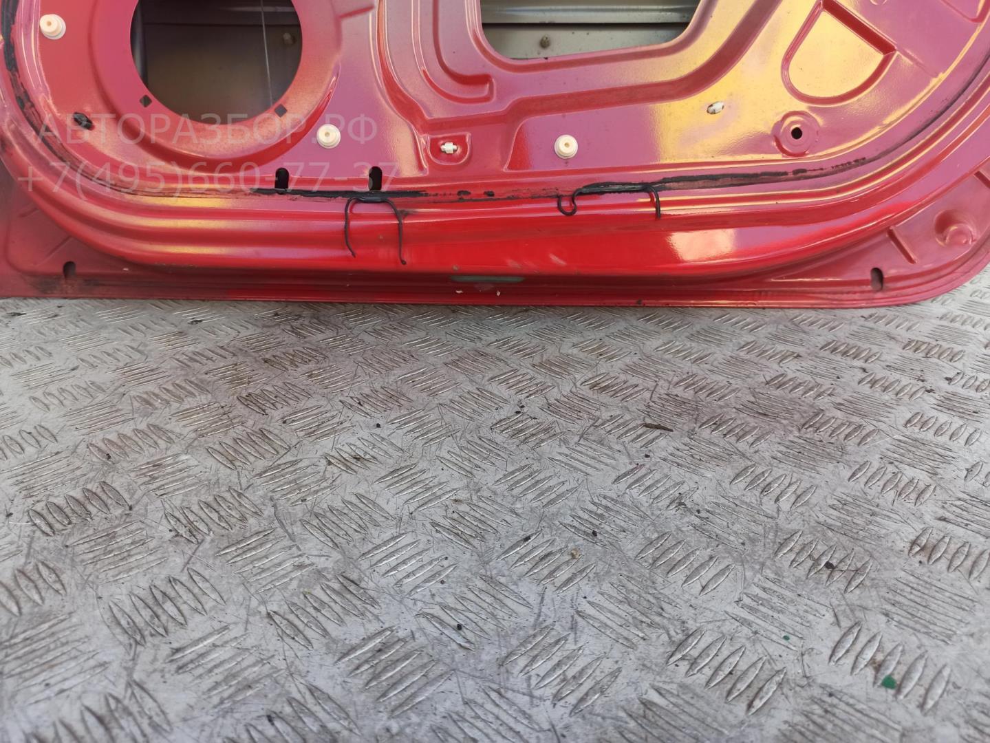 Дверь задняя правая