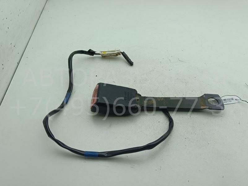 Ответная часть ремня безопасности