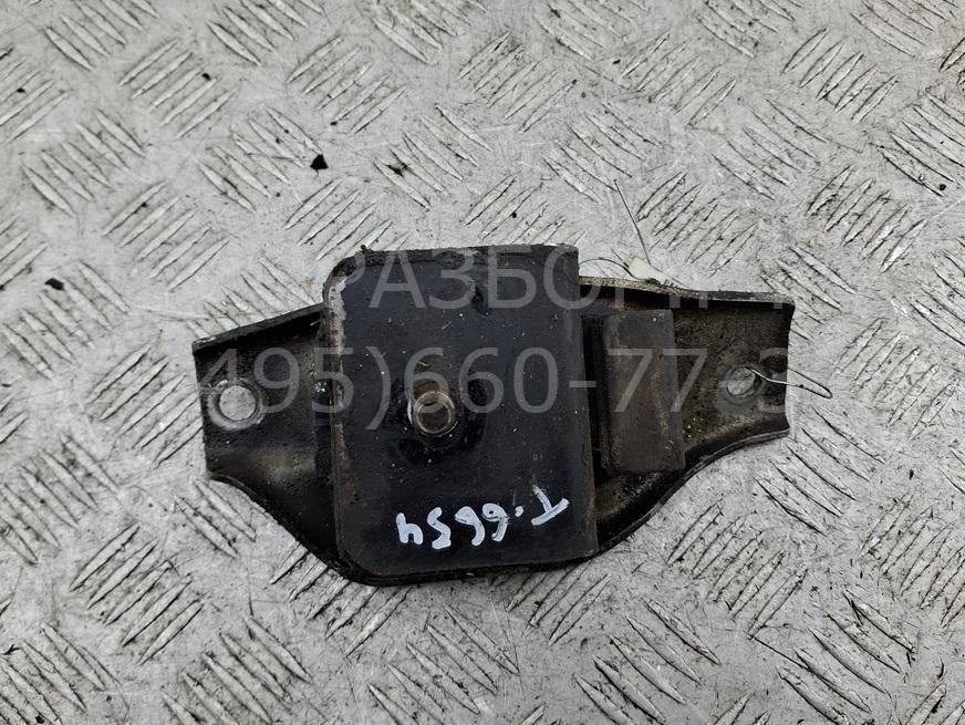 Опора двигателя правая