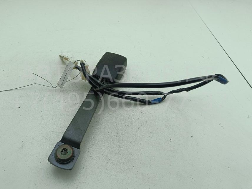 Ответная часть ремня безопасности