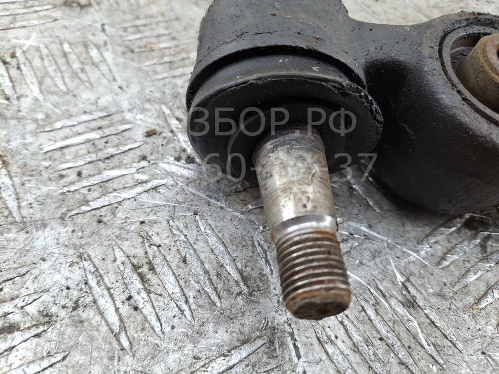 Рычаг передний правый