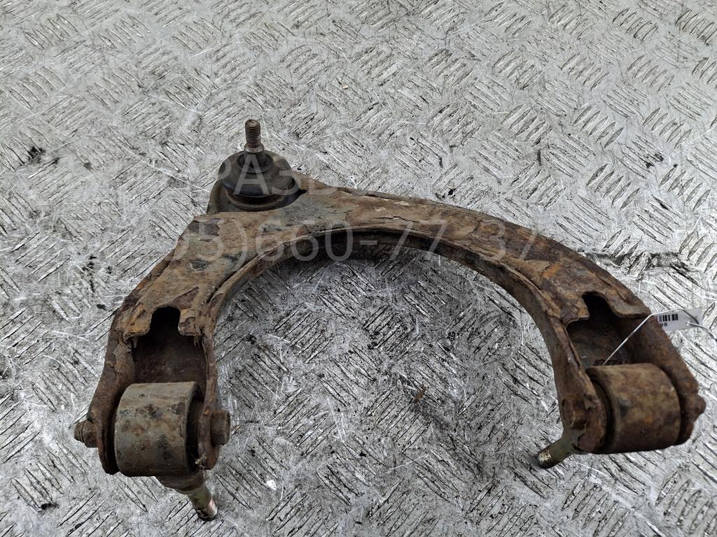 Рычаг передний правый