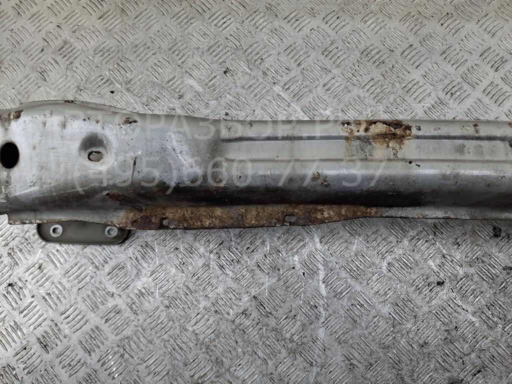 Усилитель заднего бампера