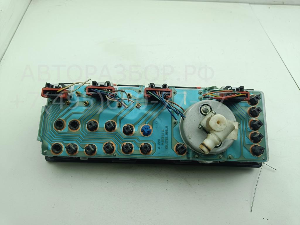 Панель приборов