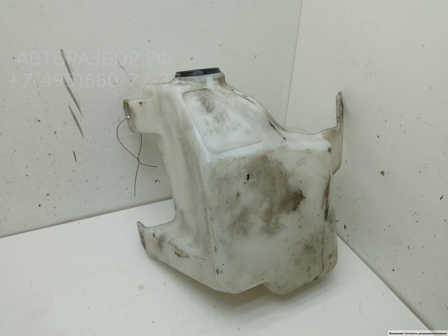 Бачок омывателя лобового стекла