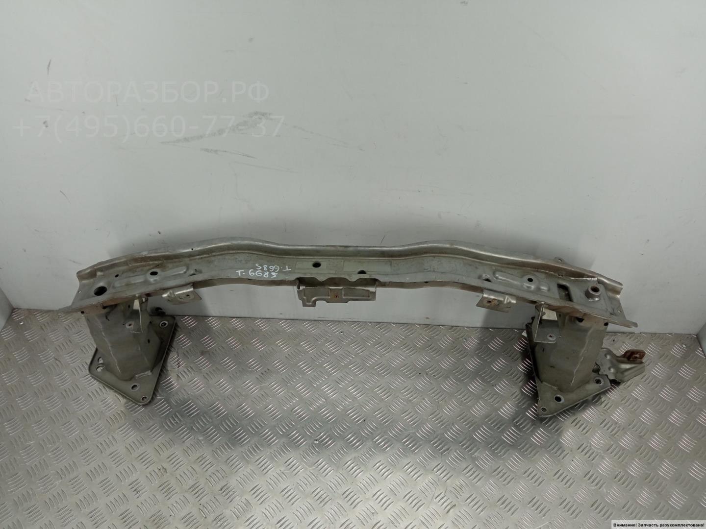 Усилитель переднего бампера