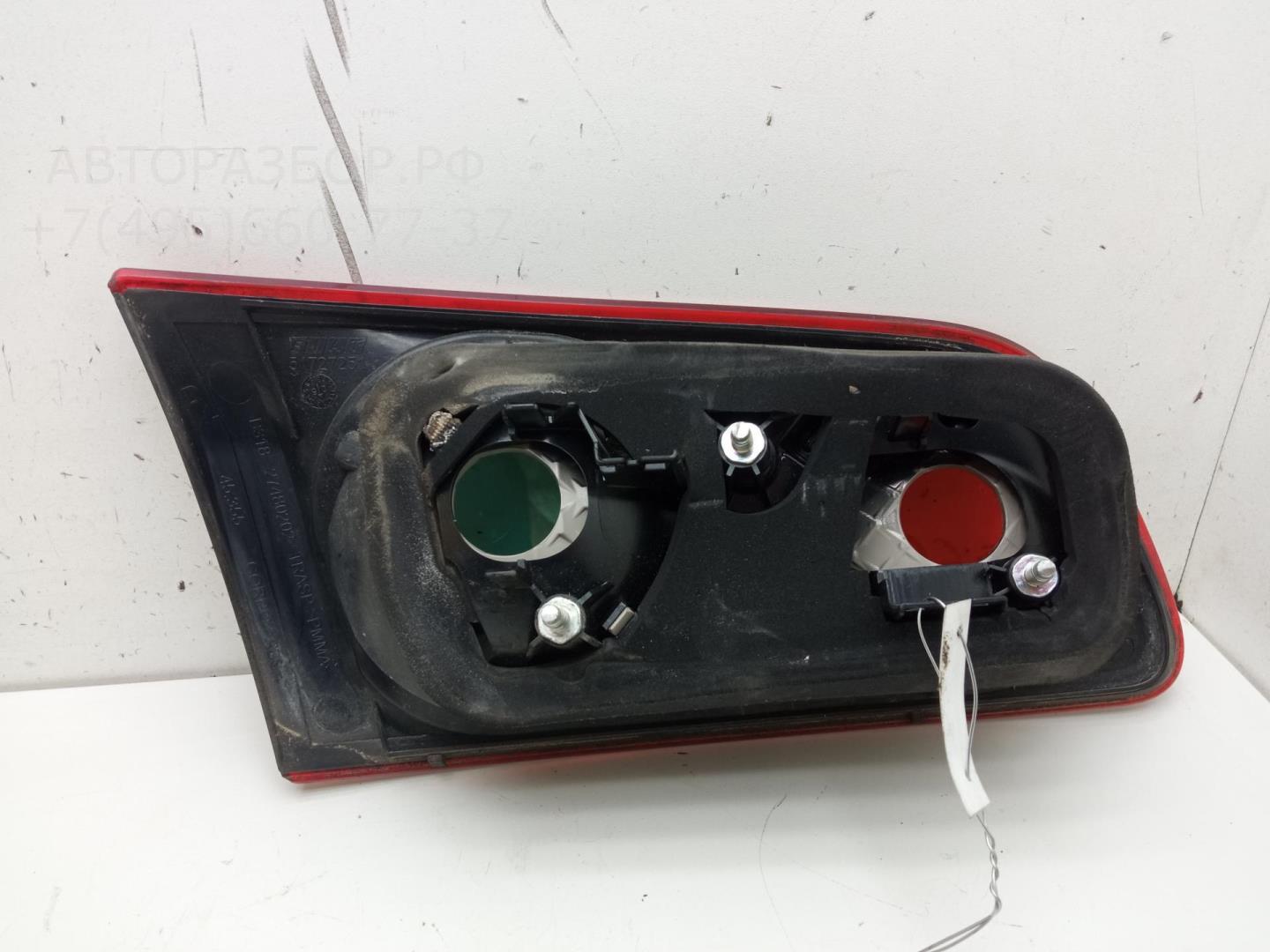 Фонарь задний внутренний правый