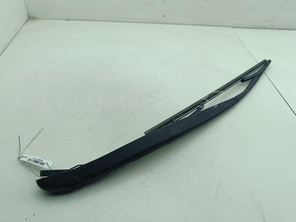 Поводок стеклоочистителя заднего