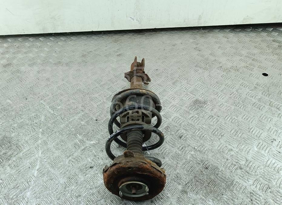 Амортизатор передний правый