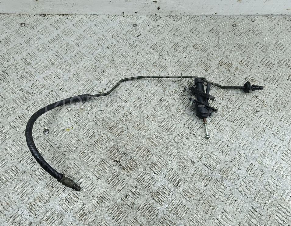 Цилиндр сцепления главный