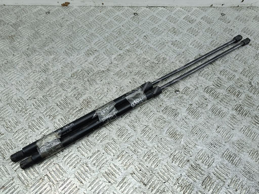 Амортизатор крышки багажника