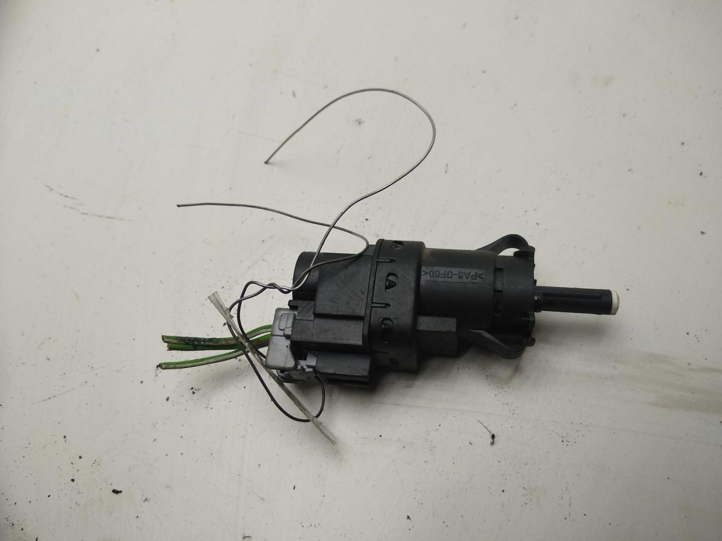 Датчик включения стопсигнала