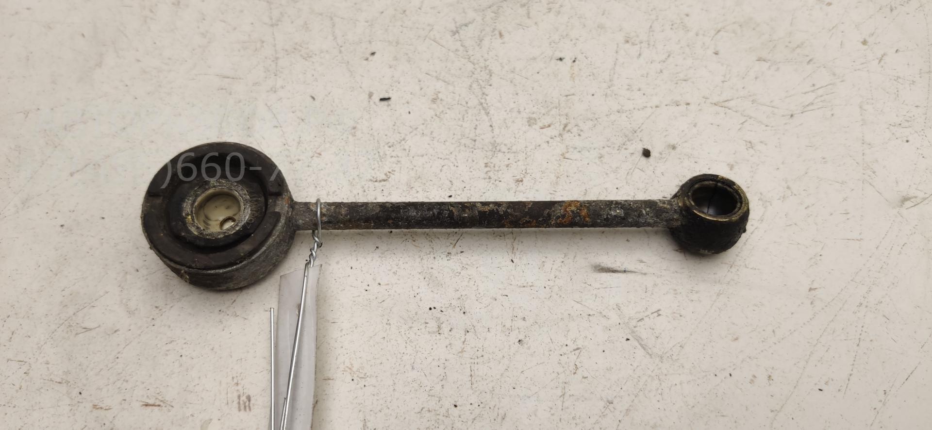 Тяга кулисы КПП