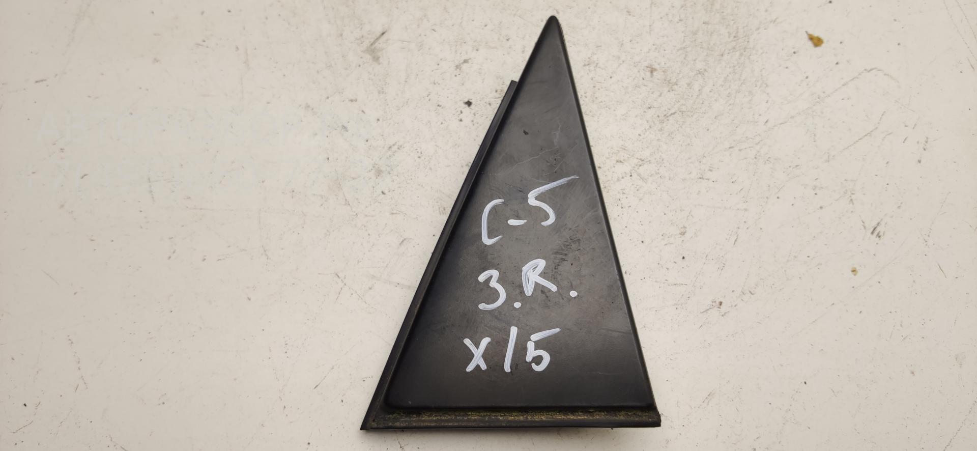 Накладка двери задней правой