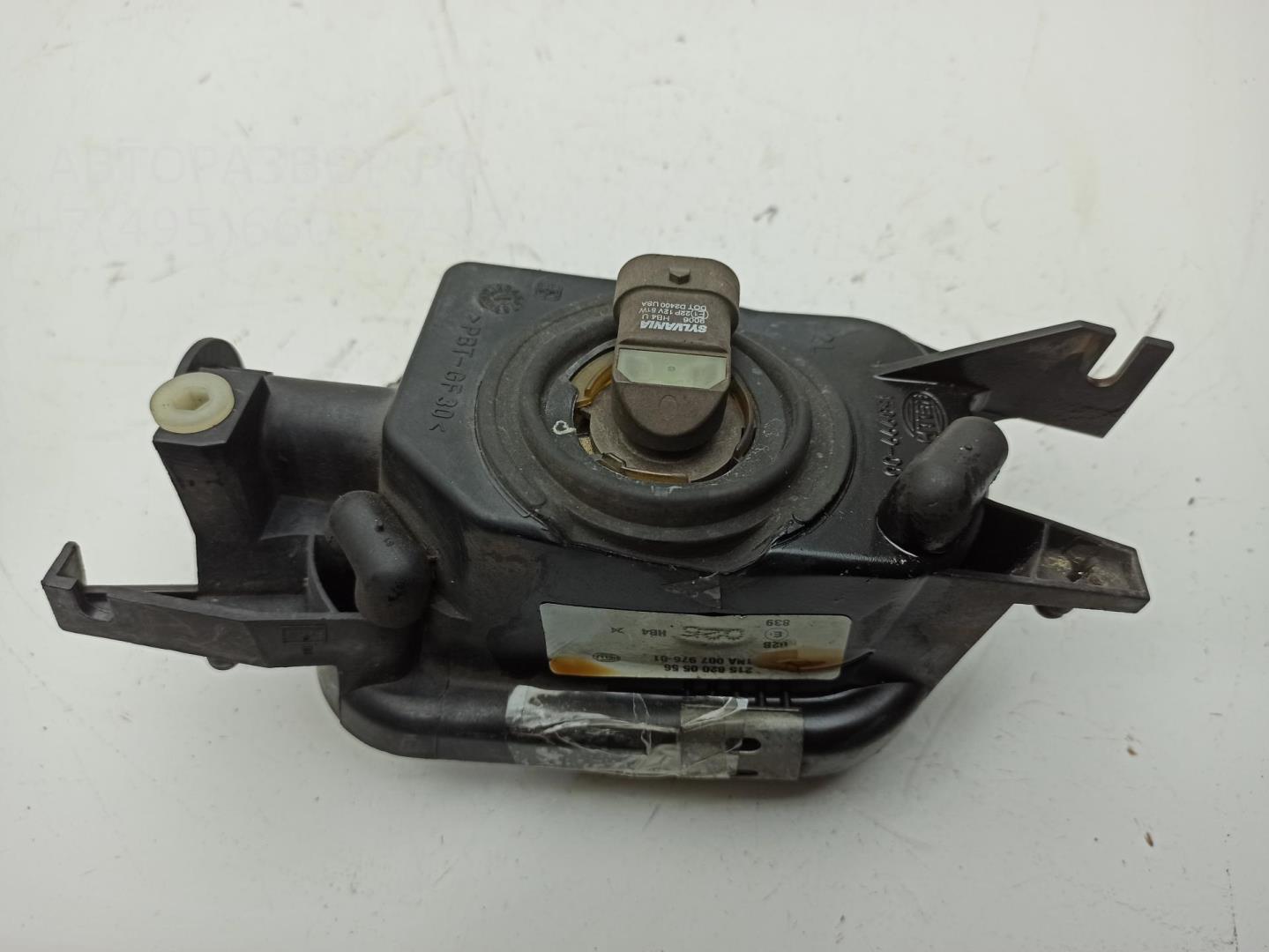 Фара противотуманная левая