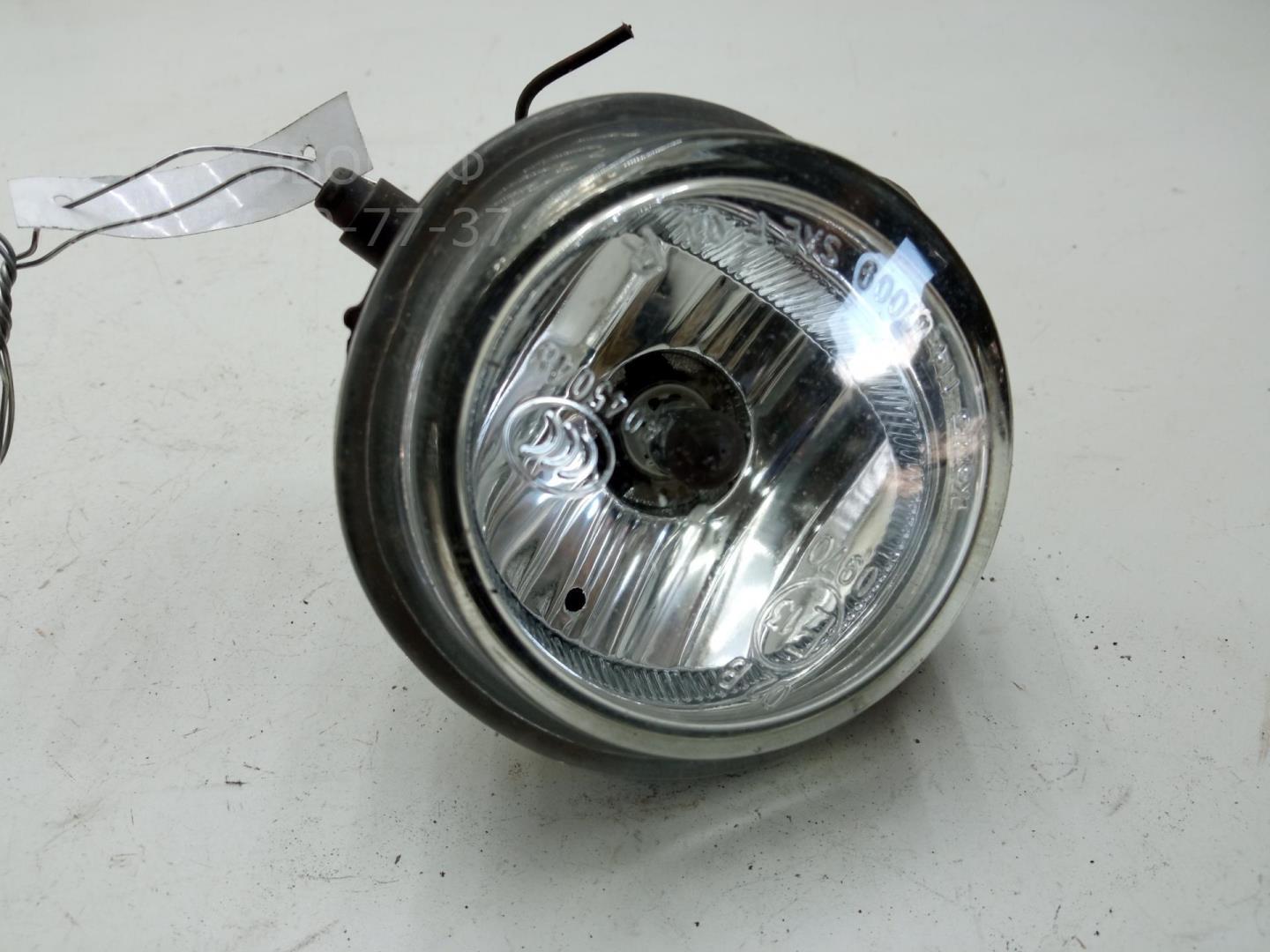 Фара противотуманная правая