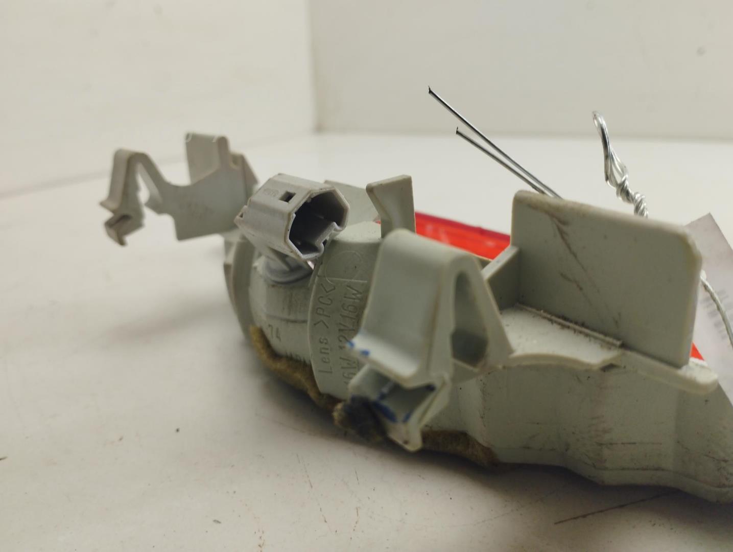 Фонарь задний (стоп сигнал)