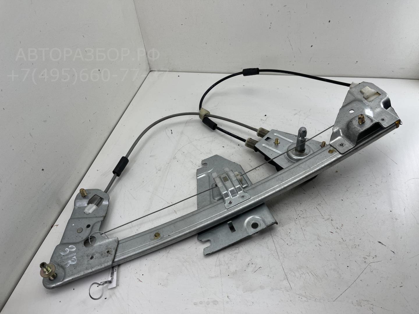 Стеклоподъемник механ. задний правый