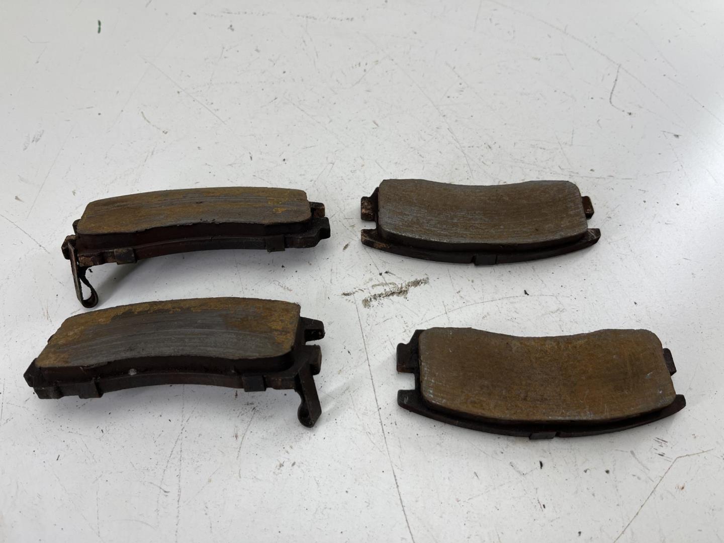 Колодки тормозные задние дисковые к-т