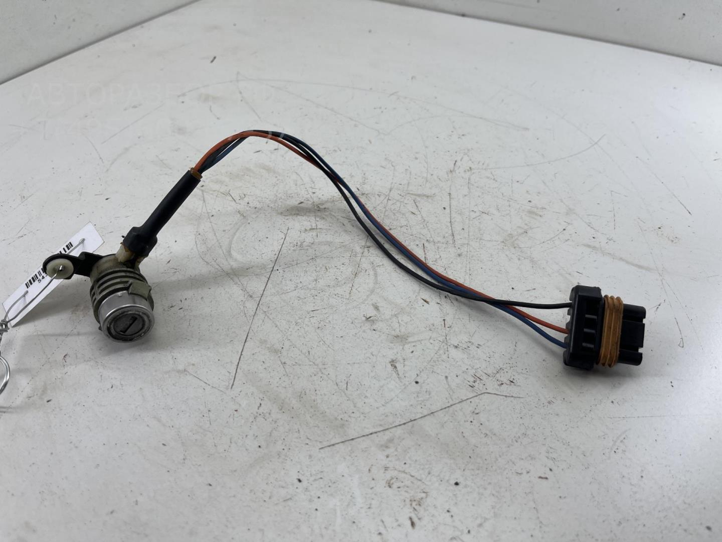 Вставка замка двери