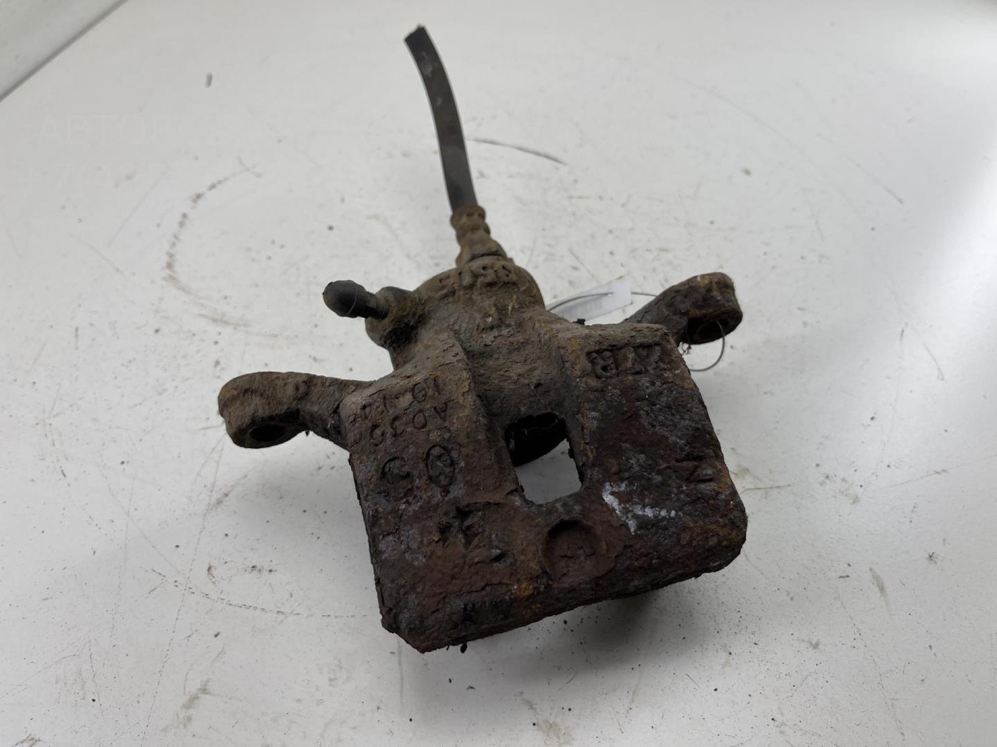 Суппорт задний правый