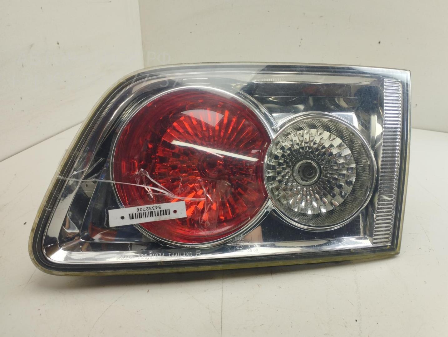 Фонарь задний внутренний правый