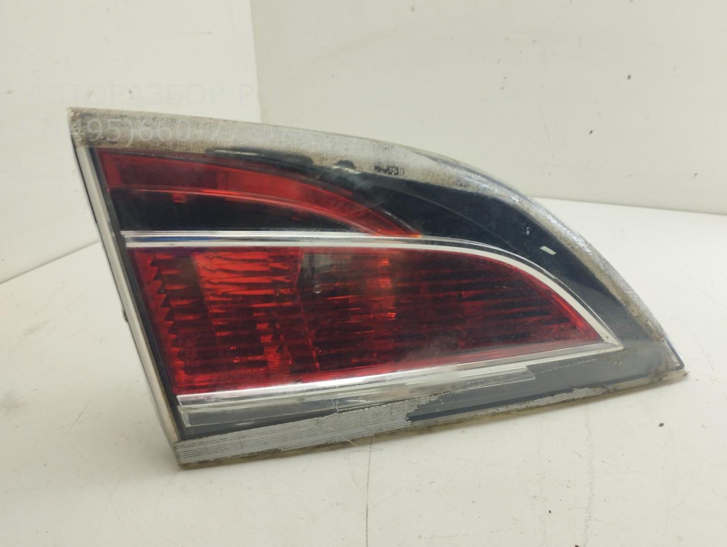 Фонарь задний внутренний левый