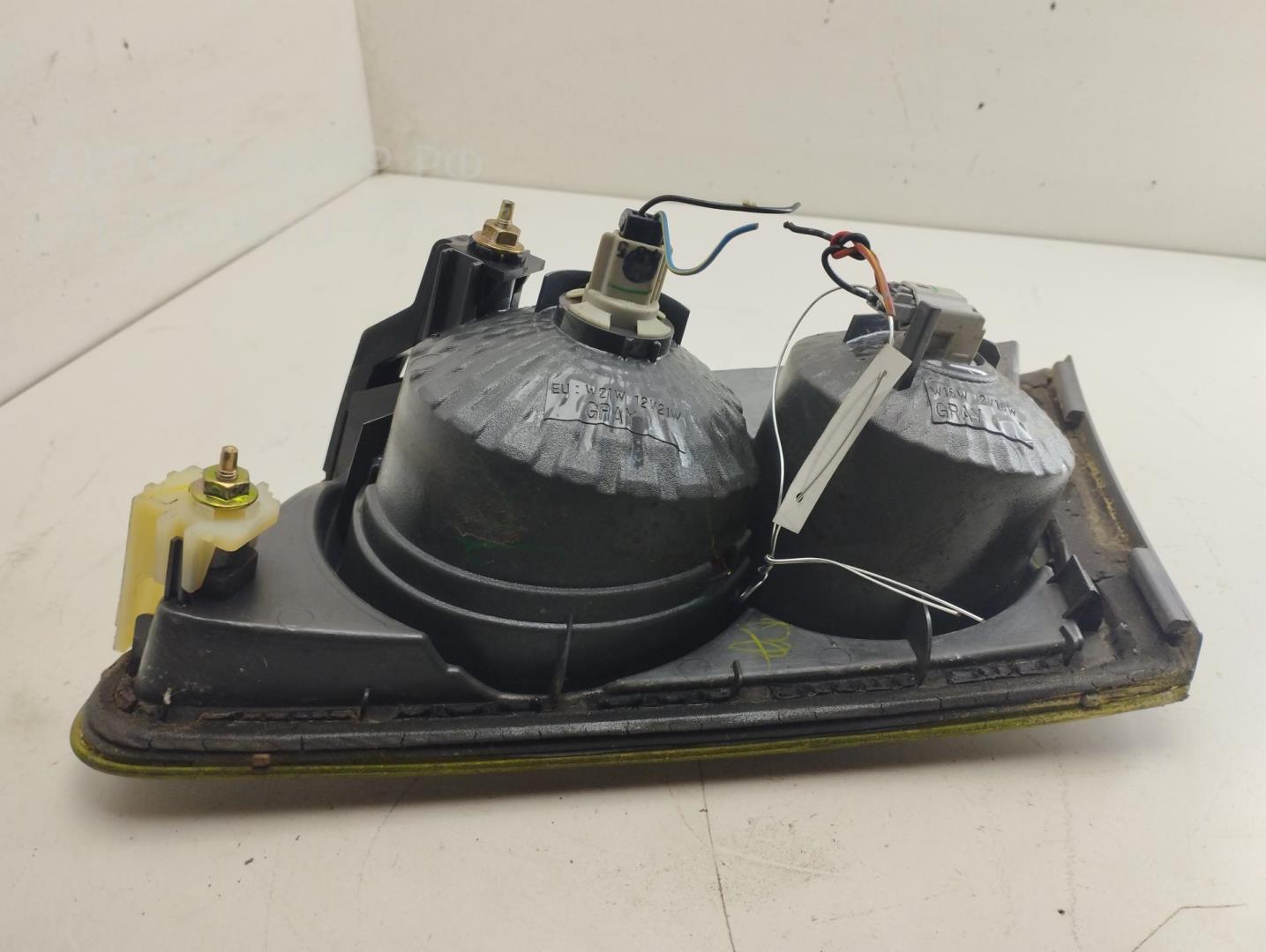 Фонарь задний внутренний левый