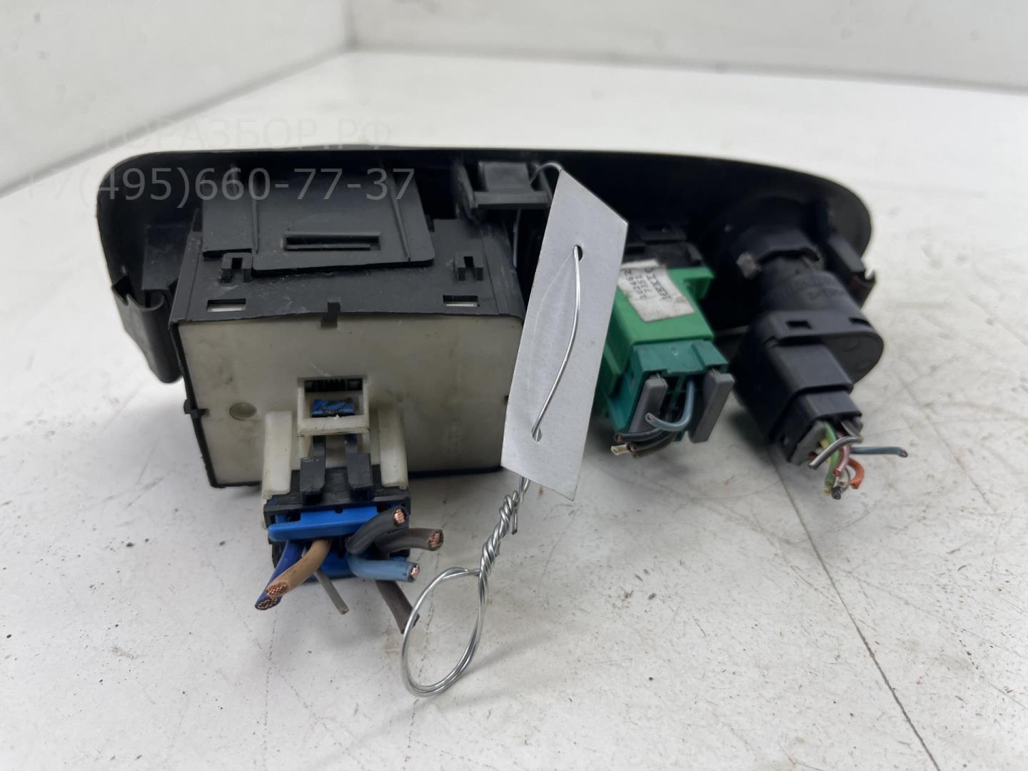 Блок управления стеклоподъемниками