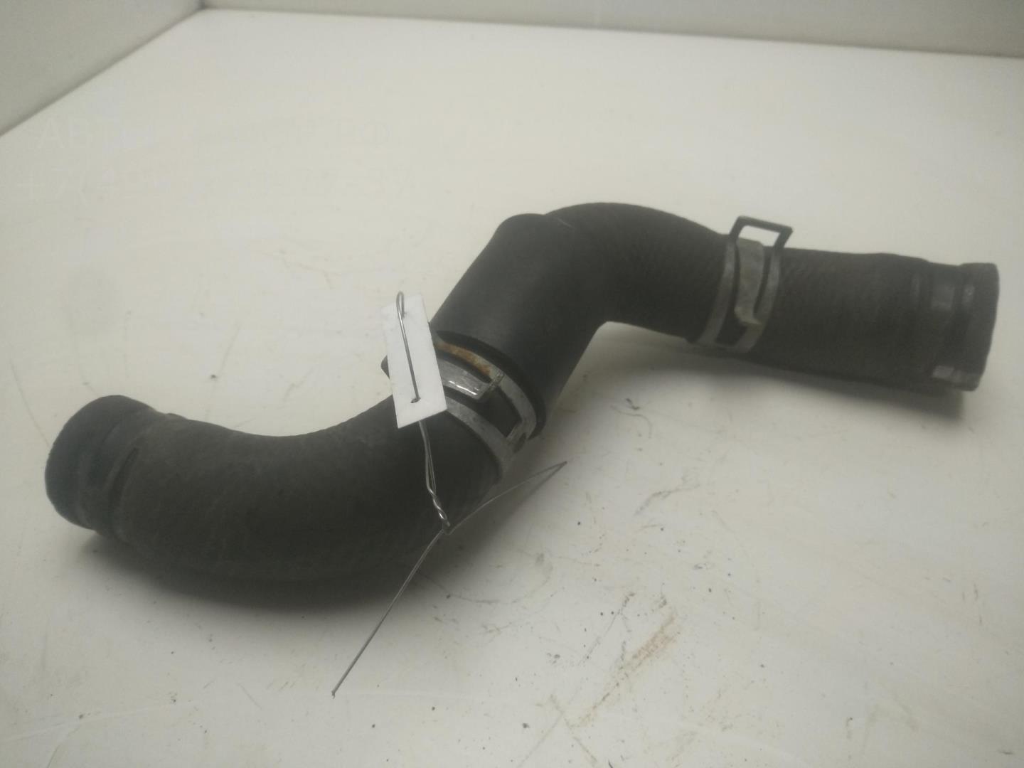 Патрубок радиатора