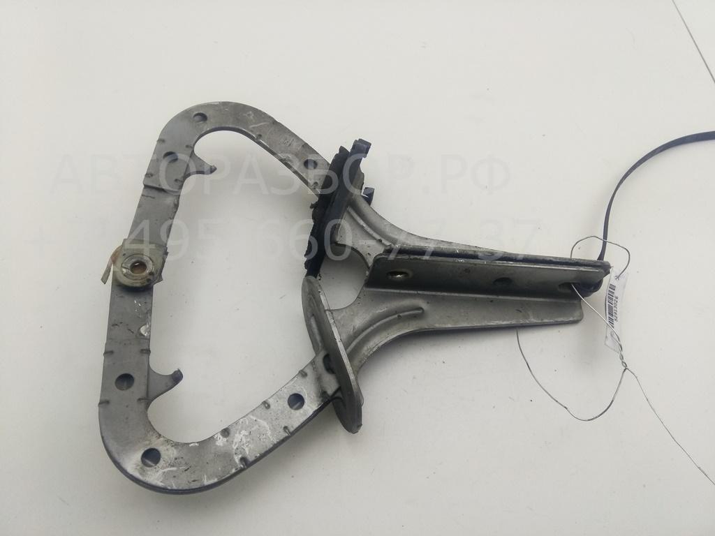 Петля капота левая