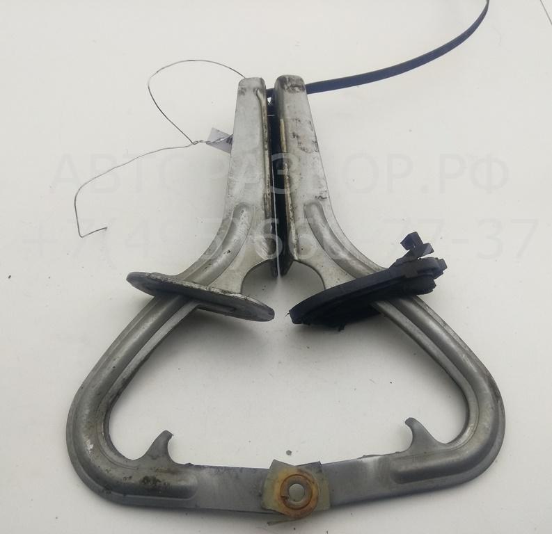 Петля капота левая