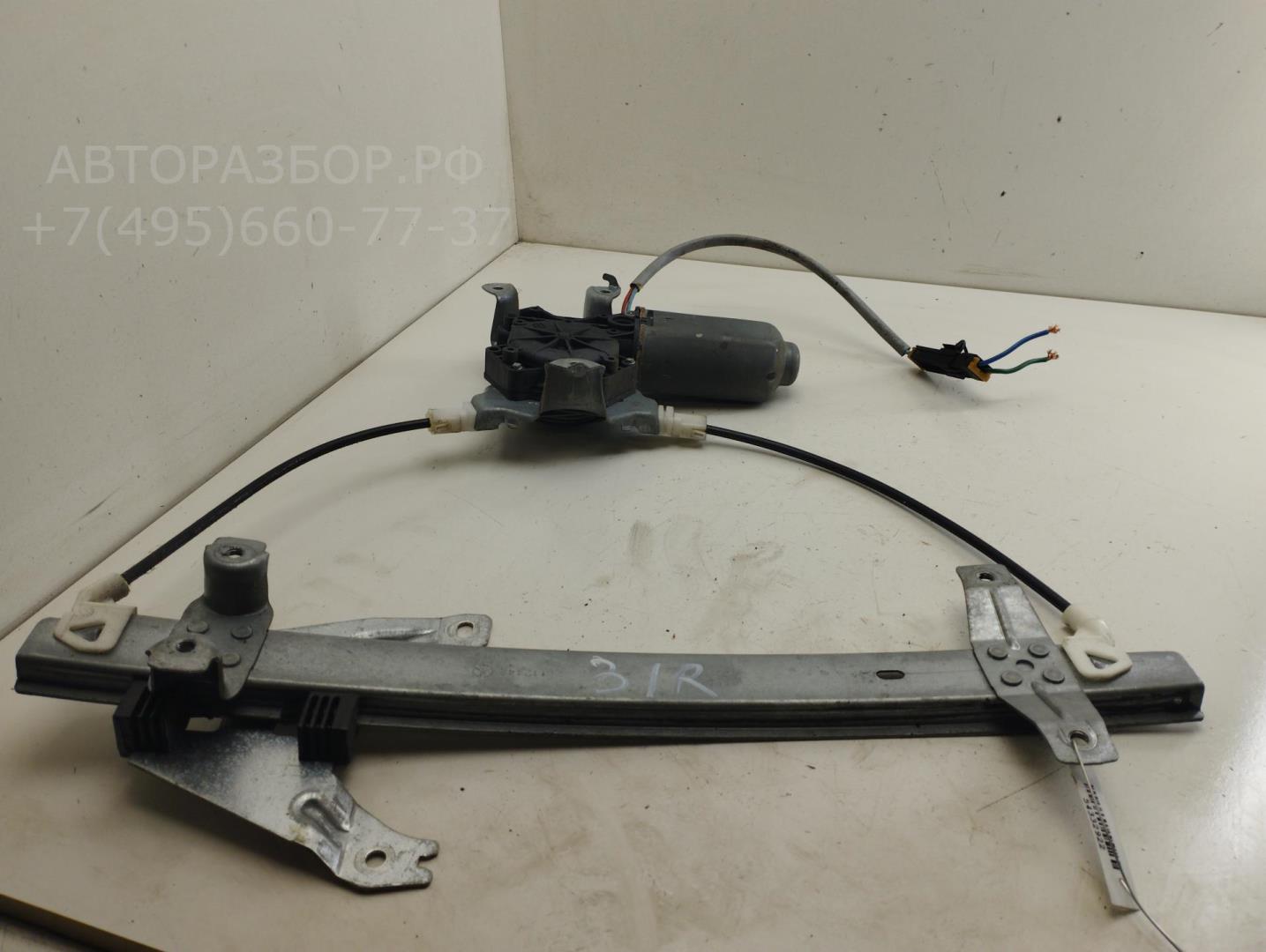 Стеклоподъемник электр. задний правый